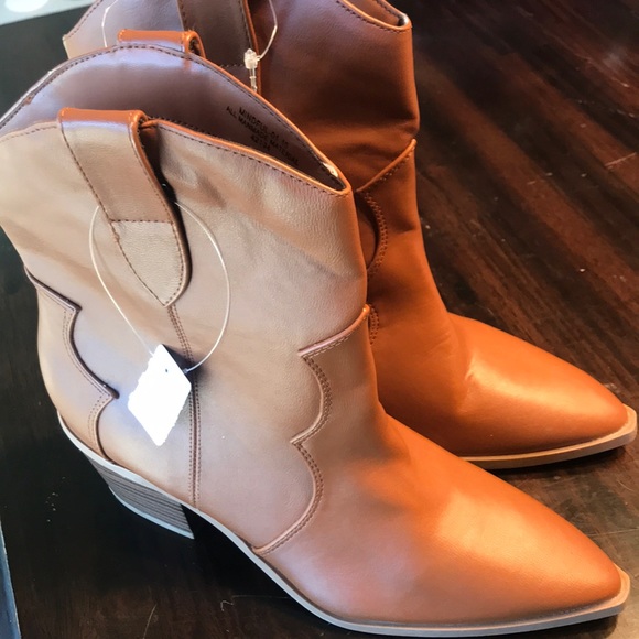 BAMBOO Shoes - BAMBOO Women Western Cowboy Cowgirl pointed toe low heel ankle mid shaft boots